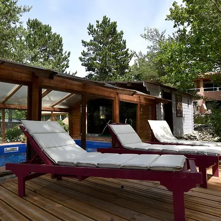 Domaine Du Val De 4*