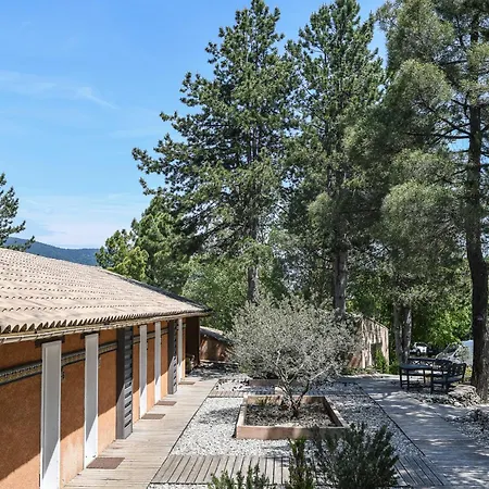 Szálloda Domaine Du Val De 4*