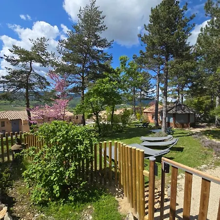 Domaine Du Val De Szálloda