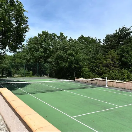 Domaine Du Val De Szálloda 4*